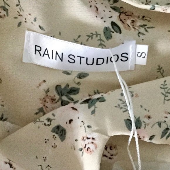 Pale Yellow Floral Camisole - Picture 3 of 3